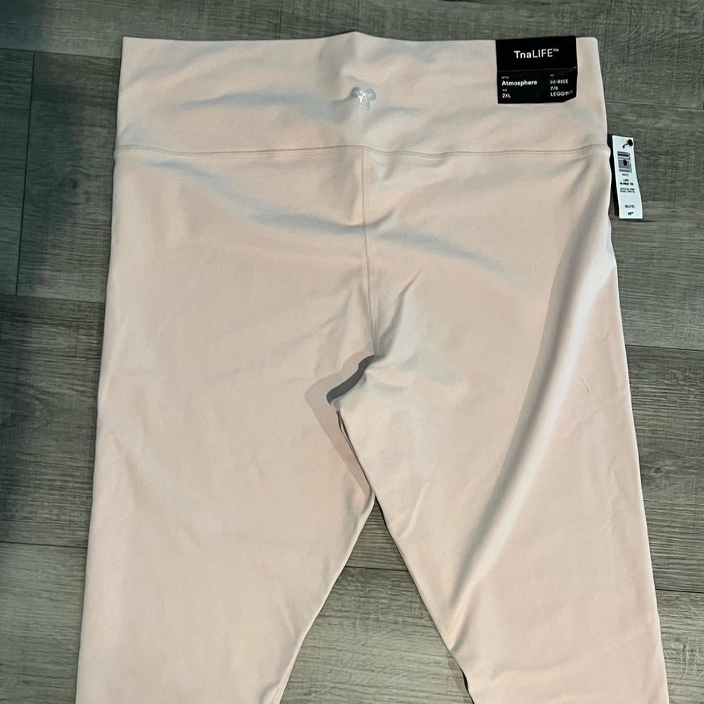 Aritzia atmosphere leggings 7/8 size 2x